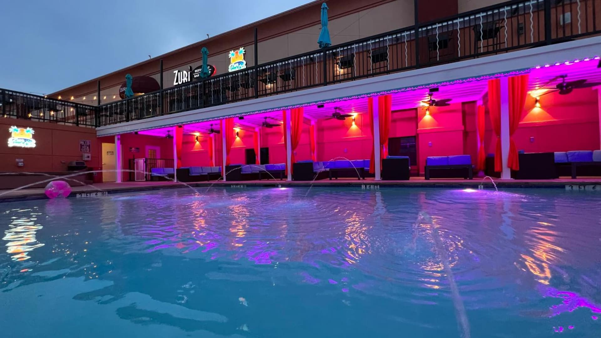 Lux Hotel & Spa gallery photo in Arlington, TX — image 15