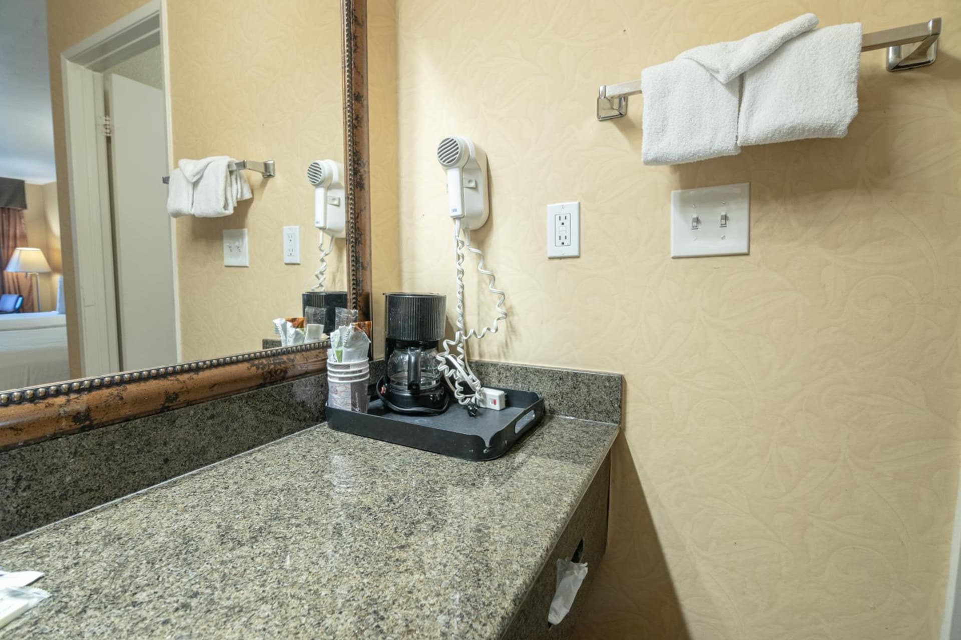 Hospitality Inn gallery photo in San Bernardino, CA — image 5