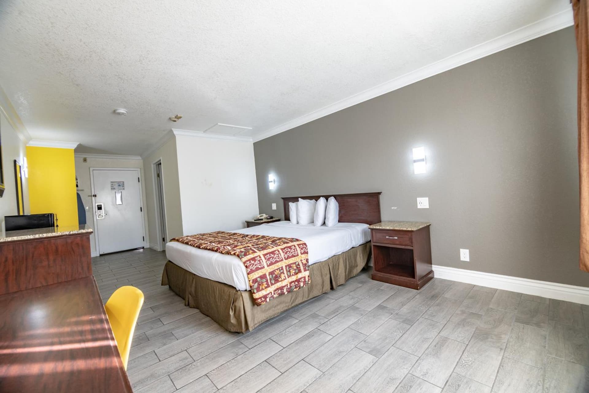 Hospitality Inn gallery photo in San Bernardino, CA — image 42