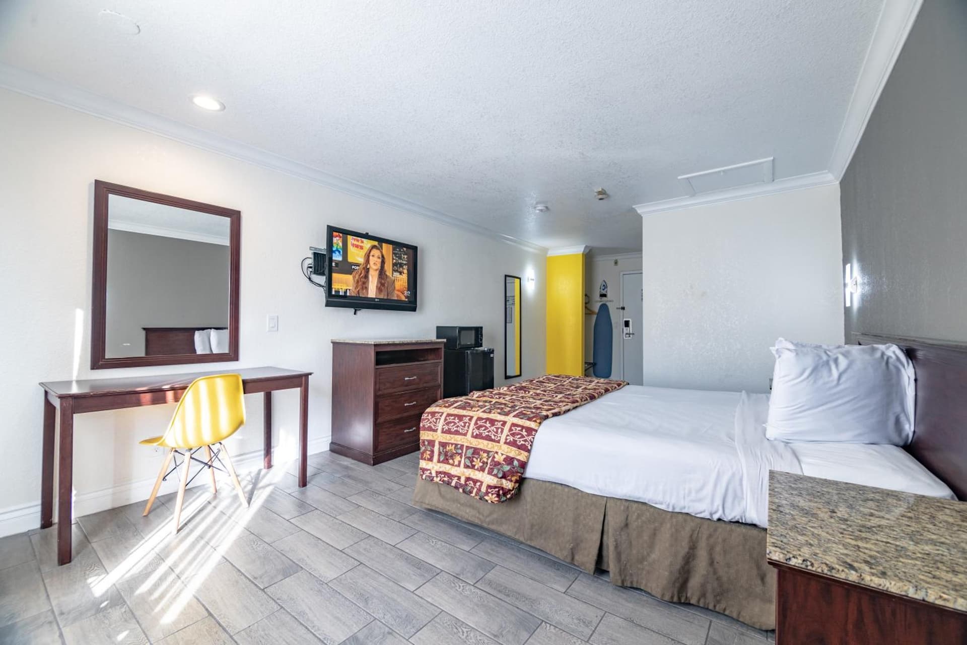 Hospitality Inn gallery photo in San Bernardino, CA — image 24