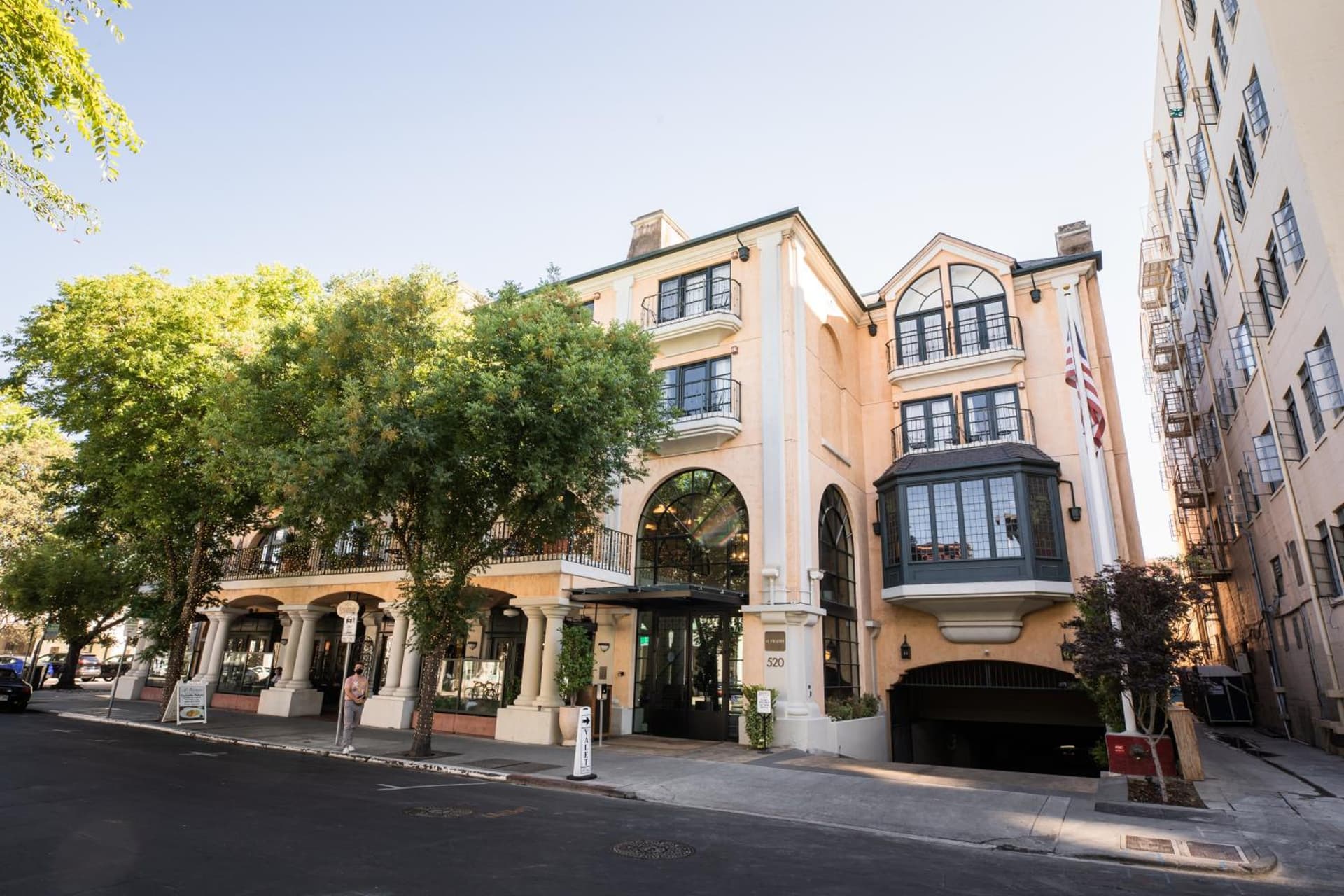 el PRADO exterior or lobby in Palo Alto, CA — main listing photo