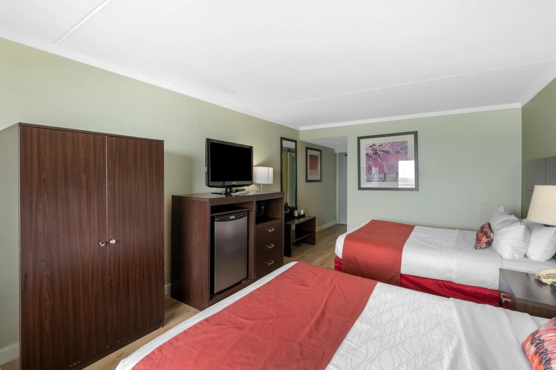 Sandcastle Resort gallery photo in Virginia Beach, VA — image 93