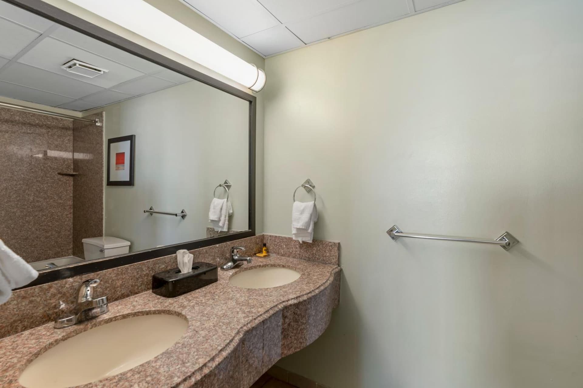 Sandcastle Resort gallery photo in Virginia Beach, VA — image 106