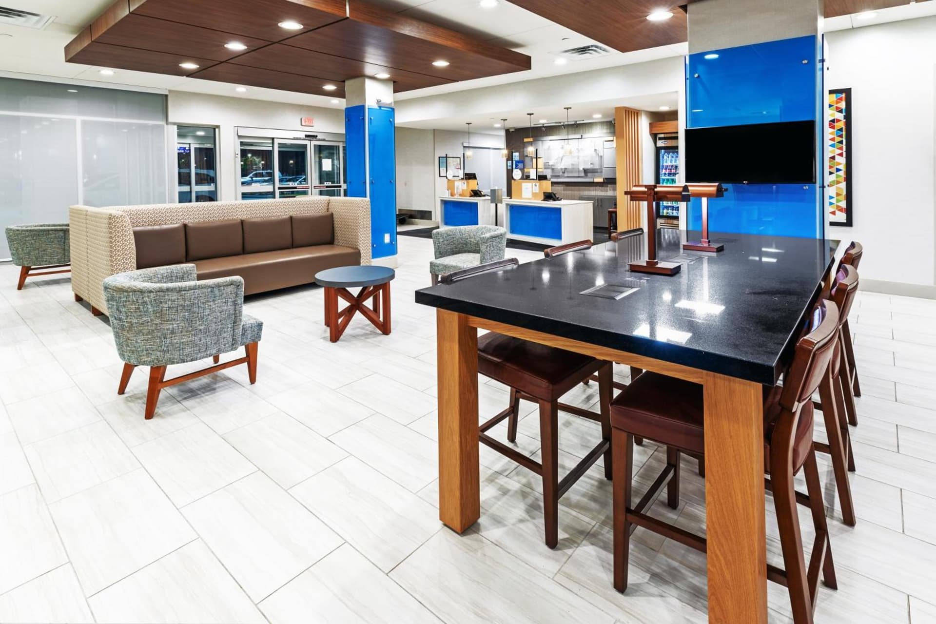 Holiday Inn Express & Suites - Stafford NW - Sugar Land by IHG gallery photo in Stafford, TX — image 24