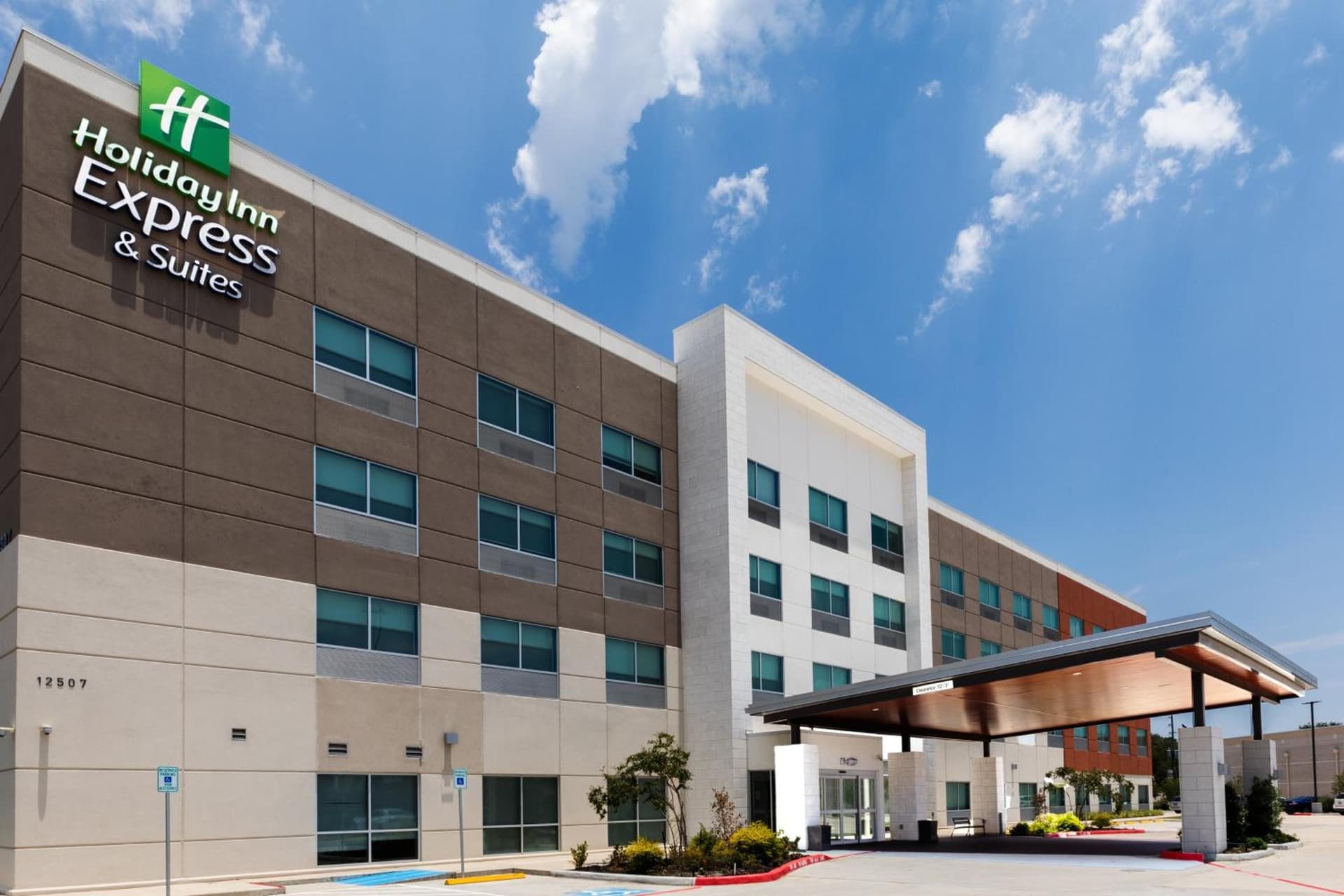 Holiday Inn Express & Suites - Stafford NW - Sugar Land by IHG gallery photo in Stafford, TX — image 45