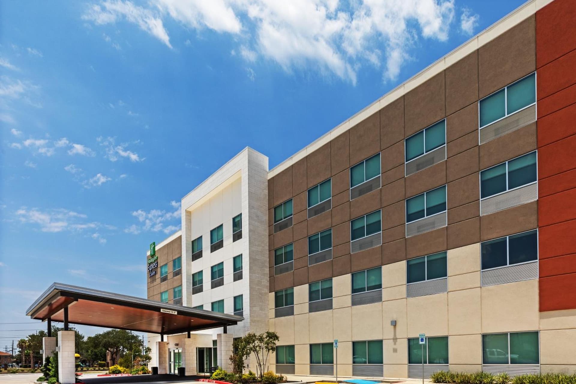 Holiday Inn Express & Suites - Stafford NW - Sugar Land by IHG gallery photo in Stafford, TX — image 22