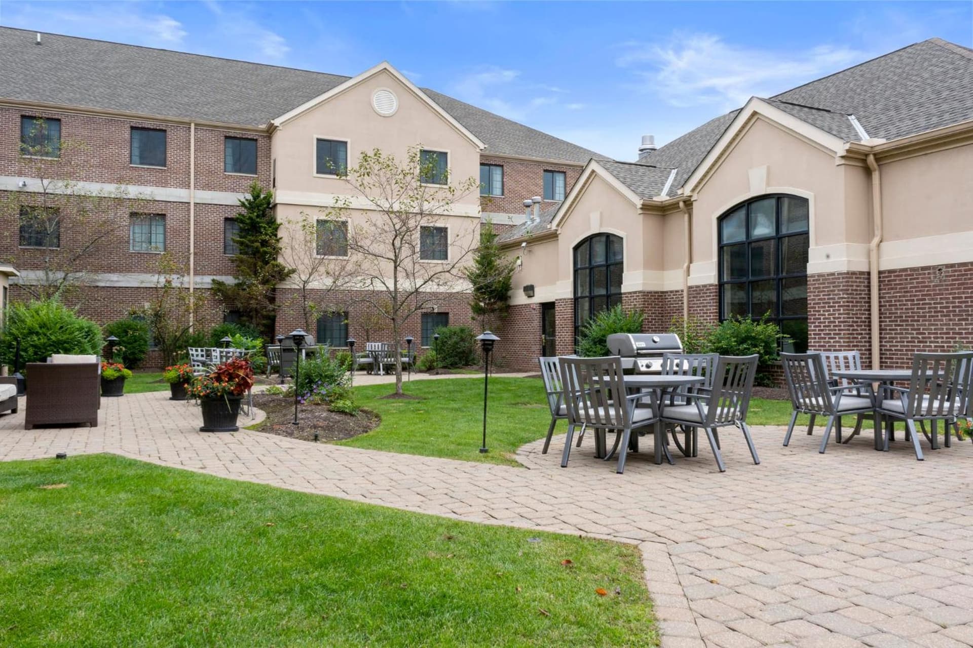 Staybridge Suites Akron-Stow-Cuyahoga Falls by IHG property views in Stow, OH — gallery photo 3