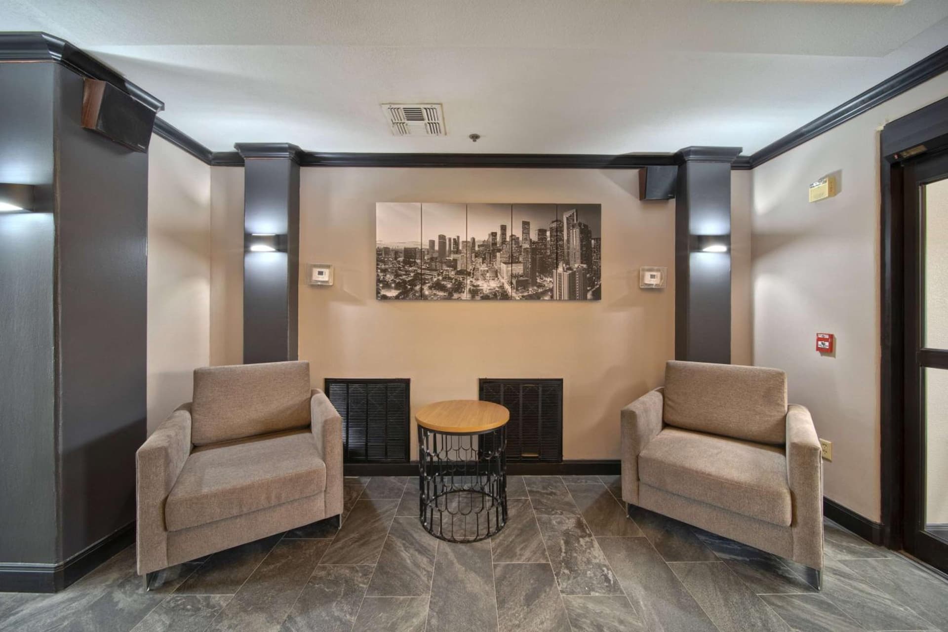 Wingate by Wyndham Houston Bush Intercontinental Airport gallery photo in Houston, TX — image 23