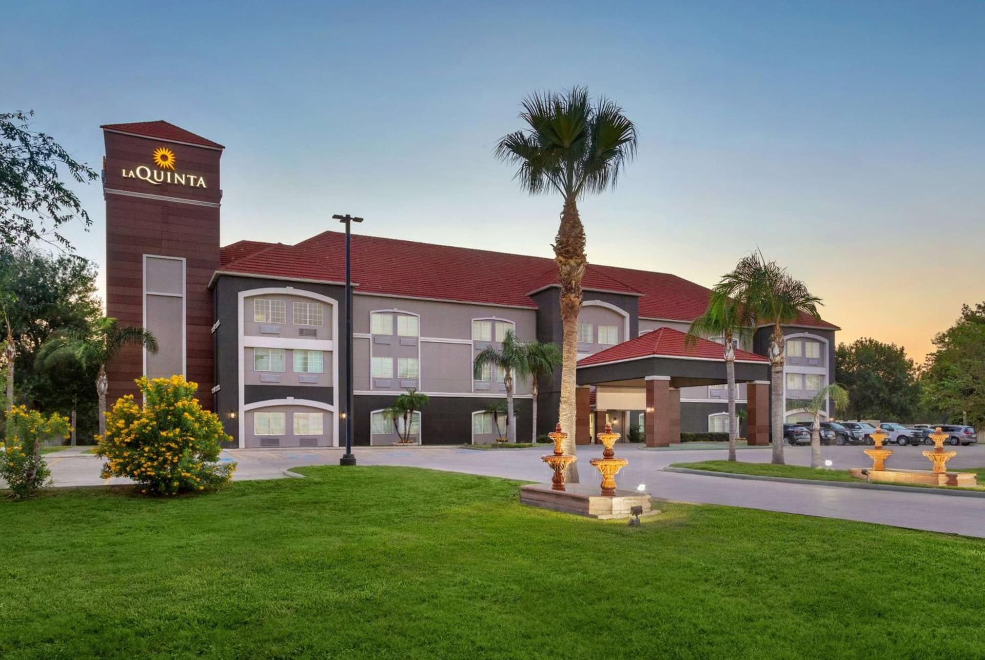 La Quinta by Wyndham Brownsville North gallery photo in Brownsville, TX — image 51