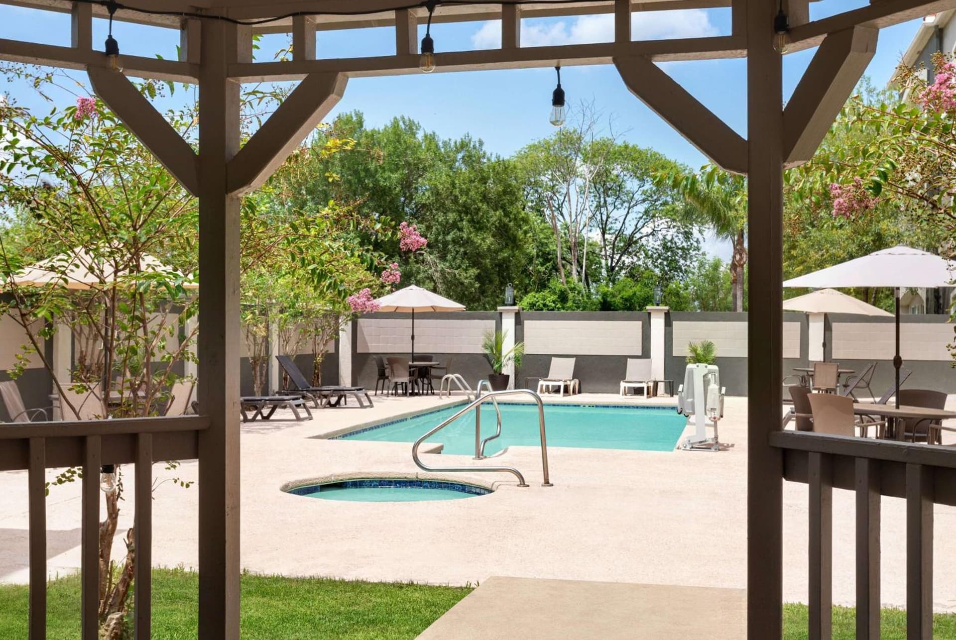 La Quinta by Wyndham Brownsville North gallery photo in Brownsville, TX — image 46