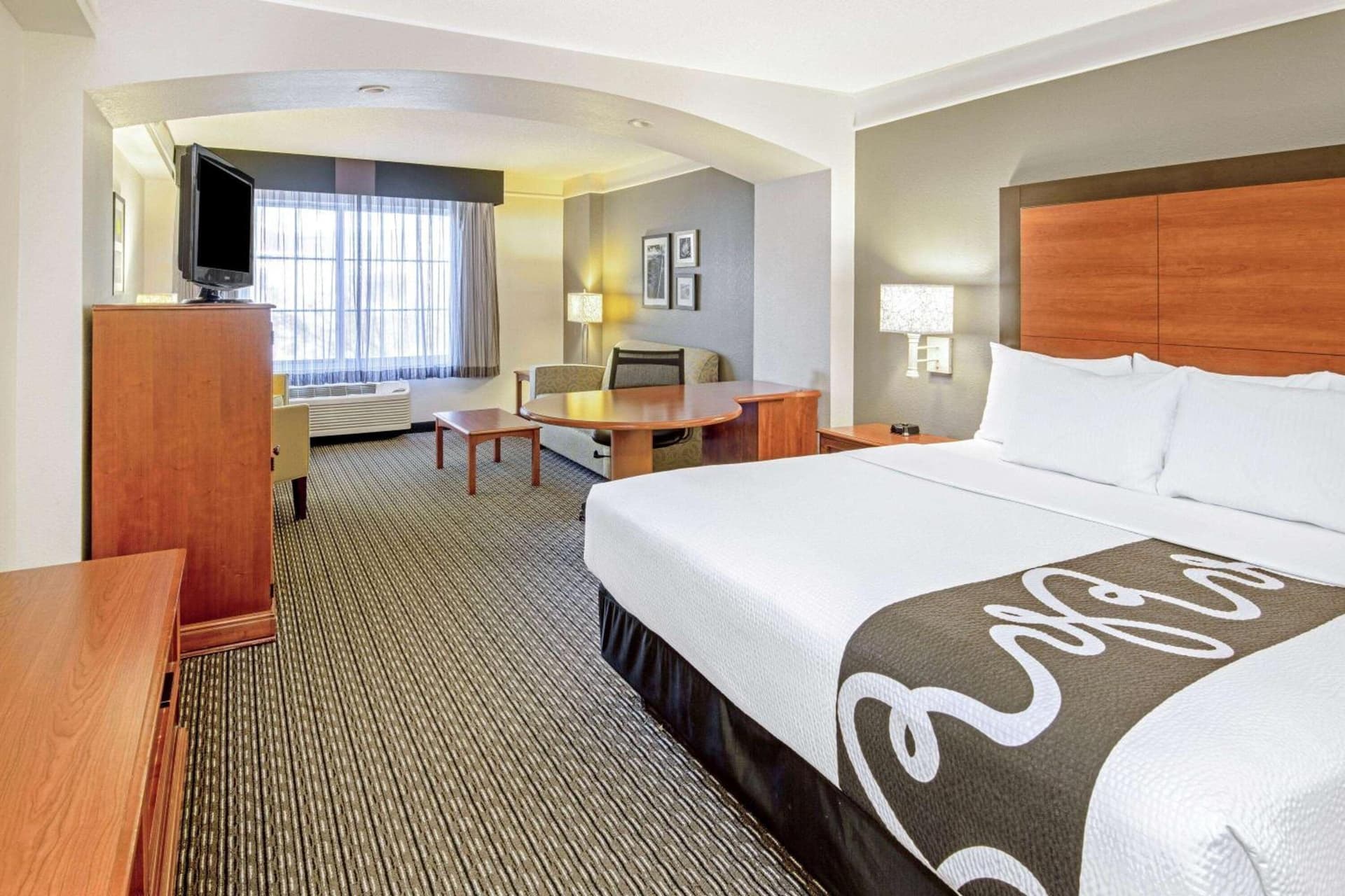 La Quinta by Wyndham San Antonio Airport gallery photo in San Antonio, TX — image 11