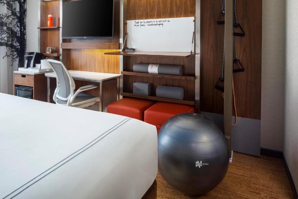 EVEN Hotel New York - Midtown East by IHG interior in New York, NY — gallery photo 2