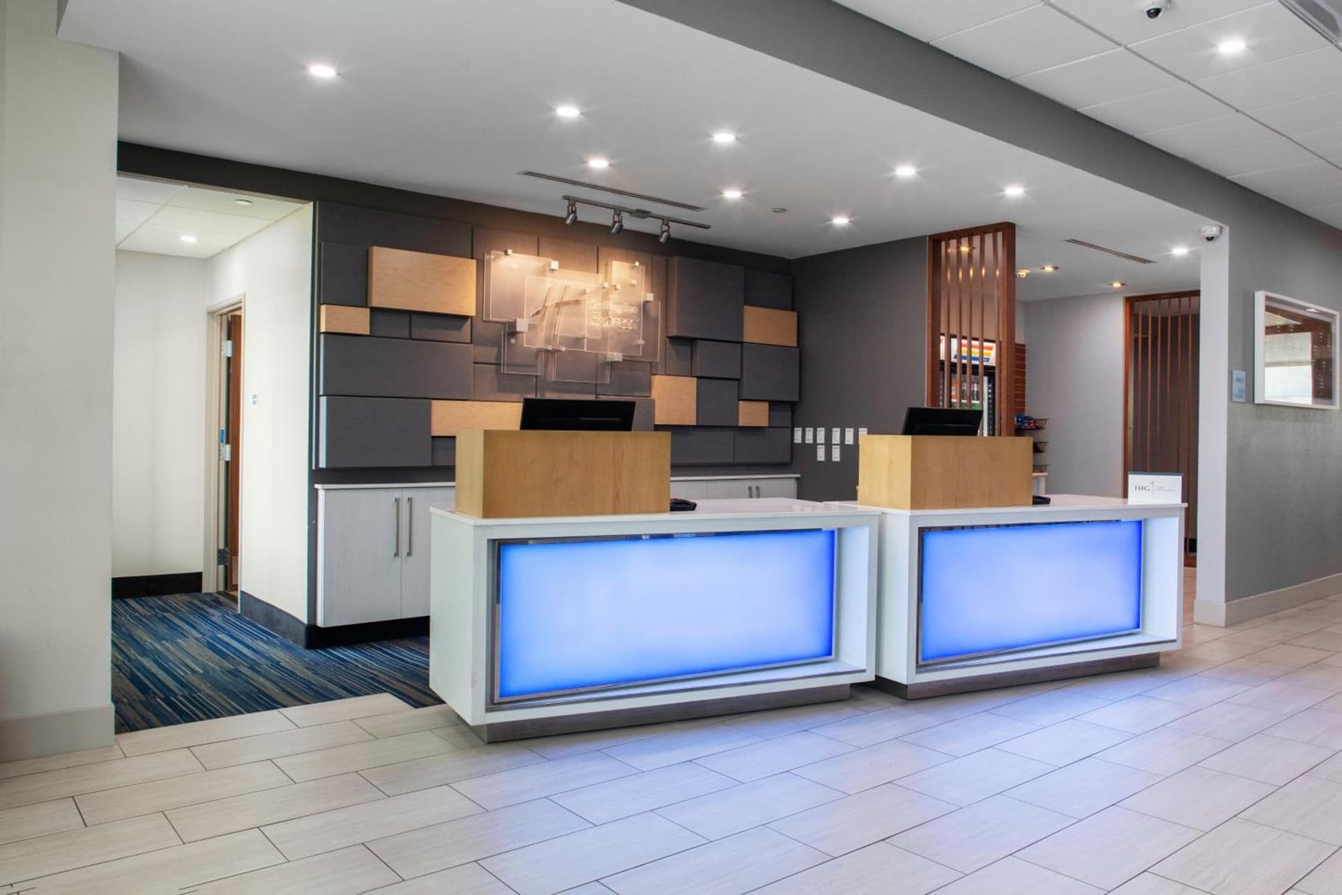Holiday Inn Express - Wells-Ogunquit-Kennebunk by IHG gallery photo in Wells — image 25