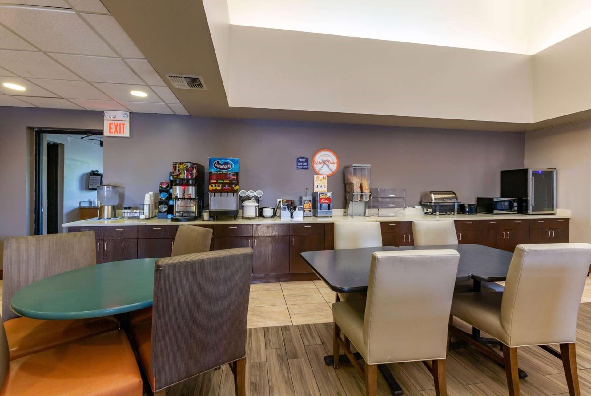 Howard Johnson by Wyndham Billings gallery photo in Billings, MT — image 30