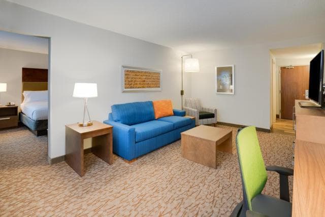 Holiday Inn Express & Suites Ft. Washington - Philadelphia by IHG gallery photo in Fort Washington, PA — image 23