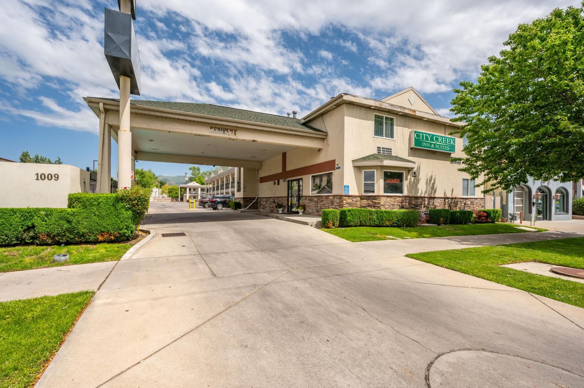SureStay by Best Western Salt Lake City Downtown featured exterior or lobby in Salt Lake City, UT — similar hotel