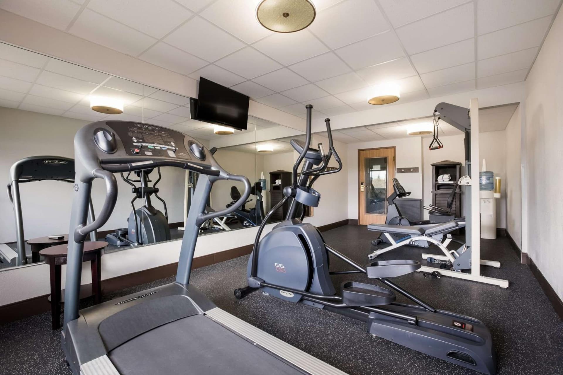 Best Western Kendallville Inn gallery photo in Kendallville, IN — image 34