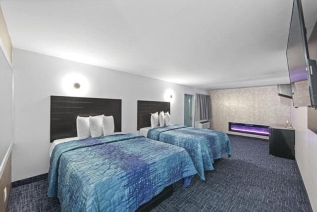 Hotel OPUS Bronx Near Bay Plaza Mall gallery photo in Bronx, NY — image 17
