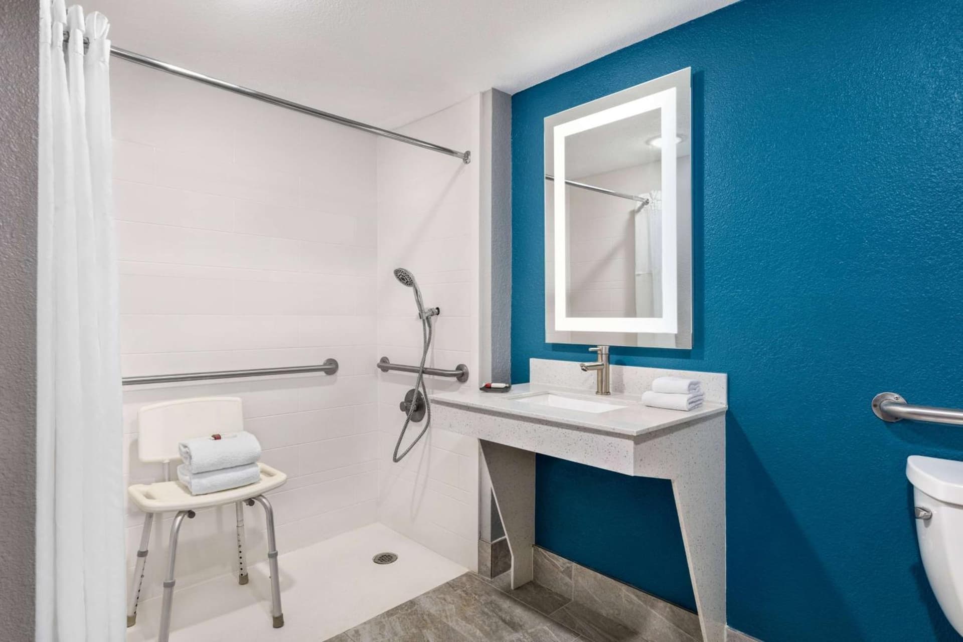 La Quinta Inn by Wyndham Temple gallery photo in Temple, TX — image 35