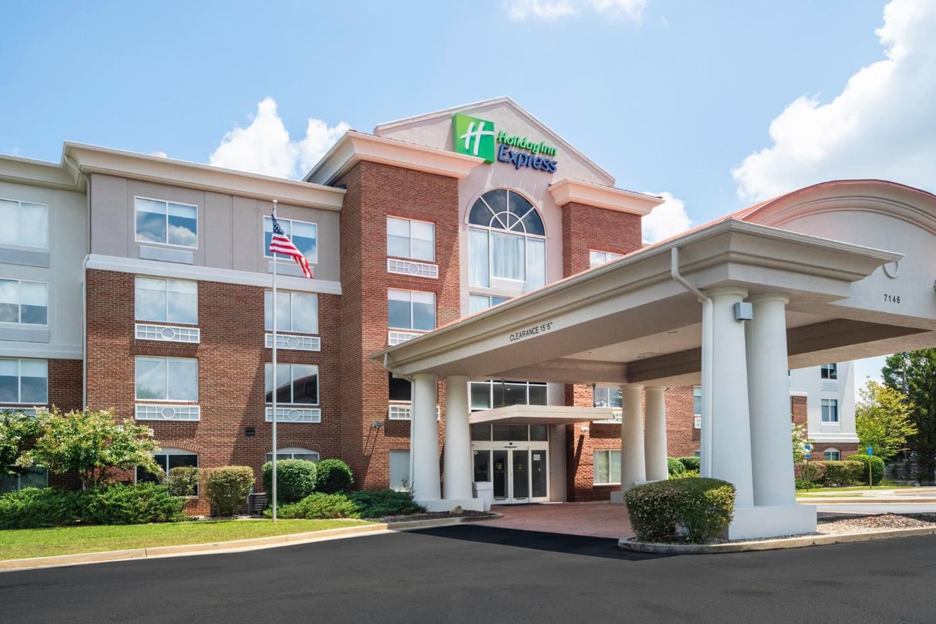 Holiday Inn Express and Suites Atlanta-Johns Creek by IHG featured exterior or lobby in Johns Creek, GA — similar hotel