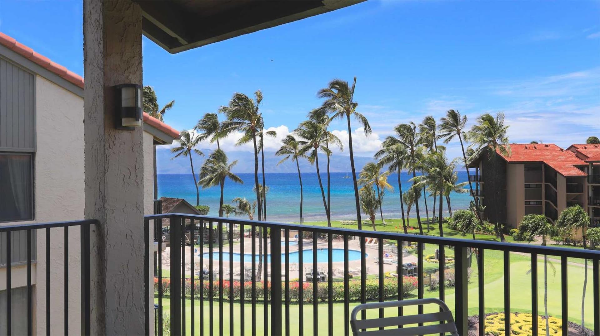 Maui Westside Presents: Papakea J401 Top floor Ocean Views interior in Lahaina, HI — gallery photo 2
