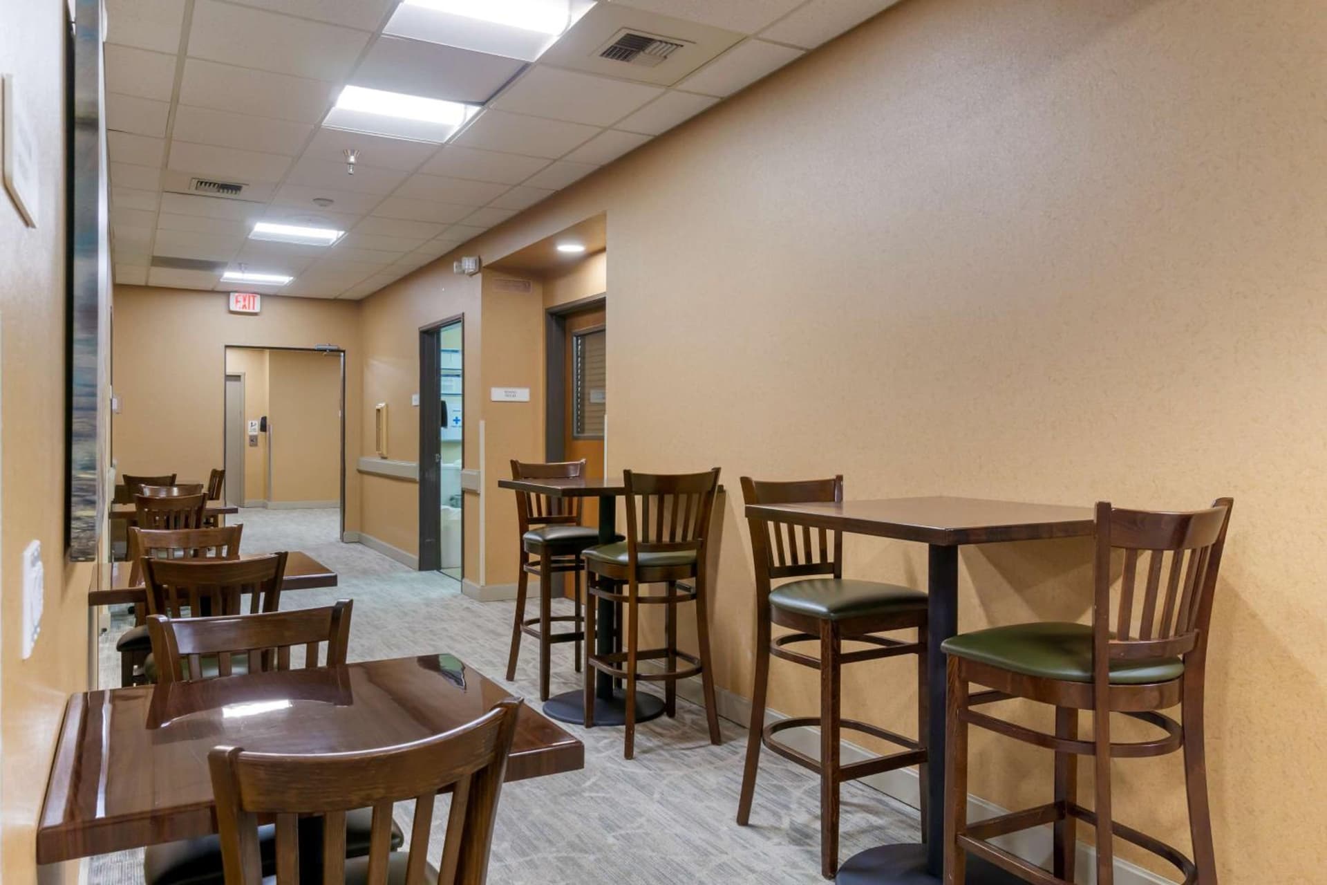 Best Western Plus Oak Harbor Hotel & Conference Center gallery photo in Oak Harbor, WA — image 26