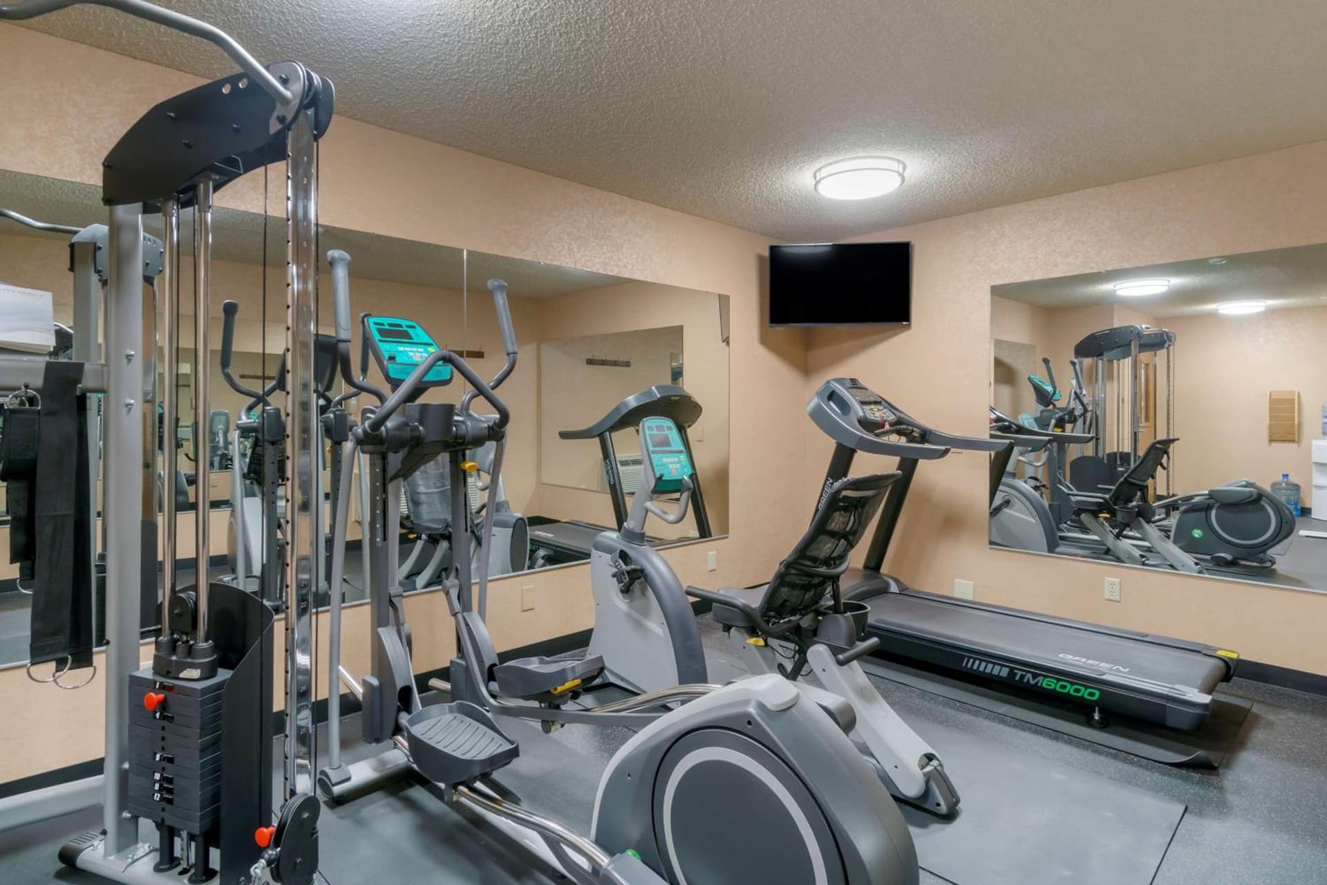 Best Western Plus Oak Harbor Hotel & Conference Center gallery photo in Oak Harbor, WA — image 6