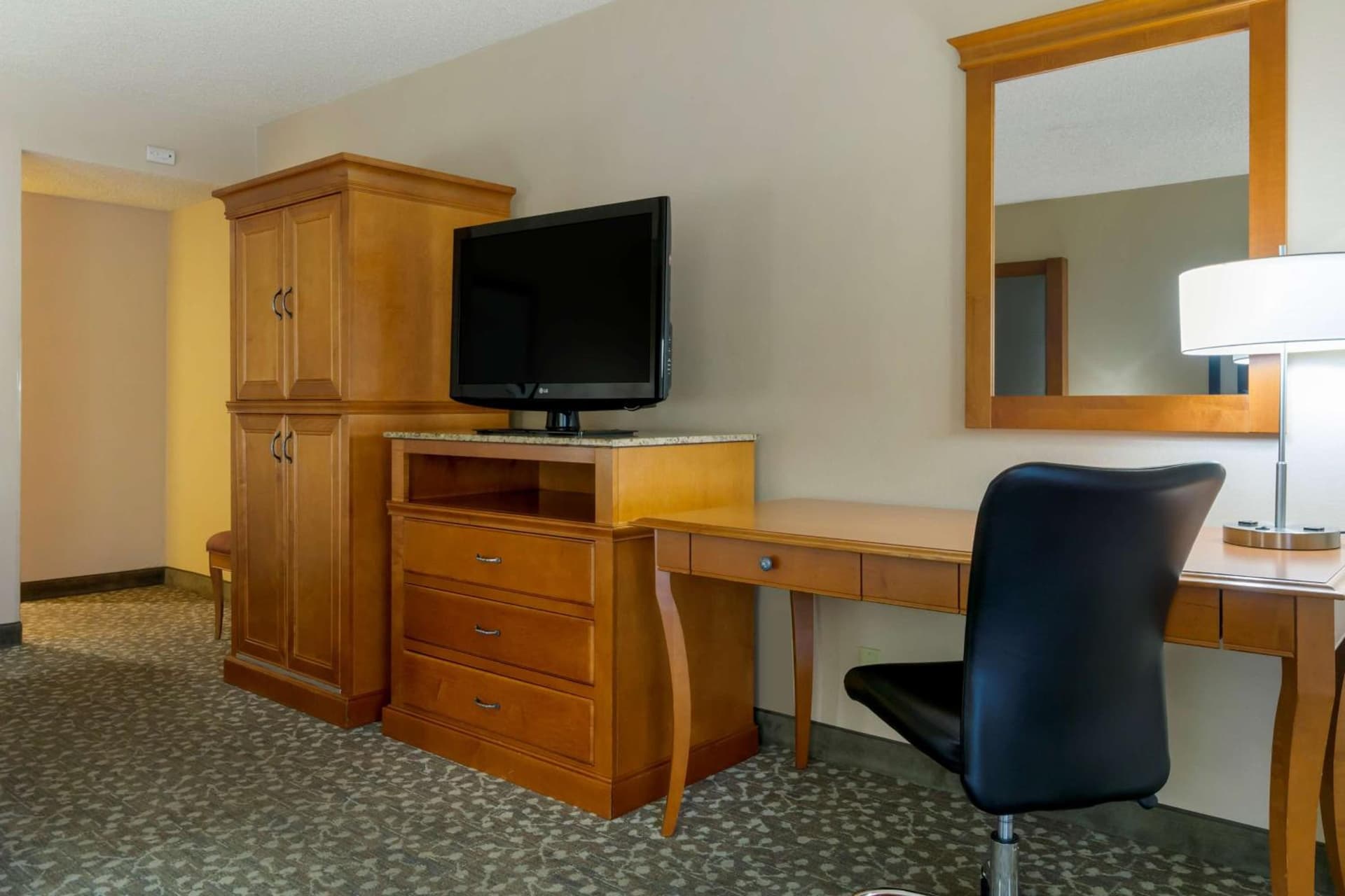 Best Western Plus Oak Harbor Hotel & Conference Center gallery photo in Oak Harbor, WA — image 22