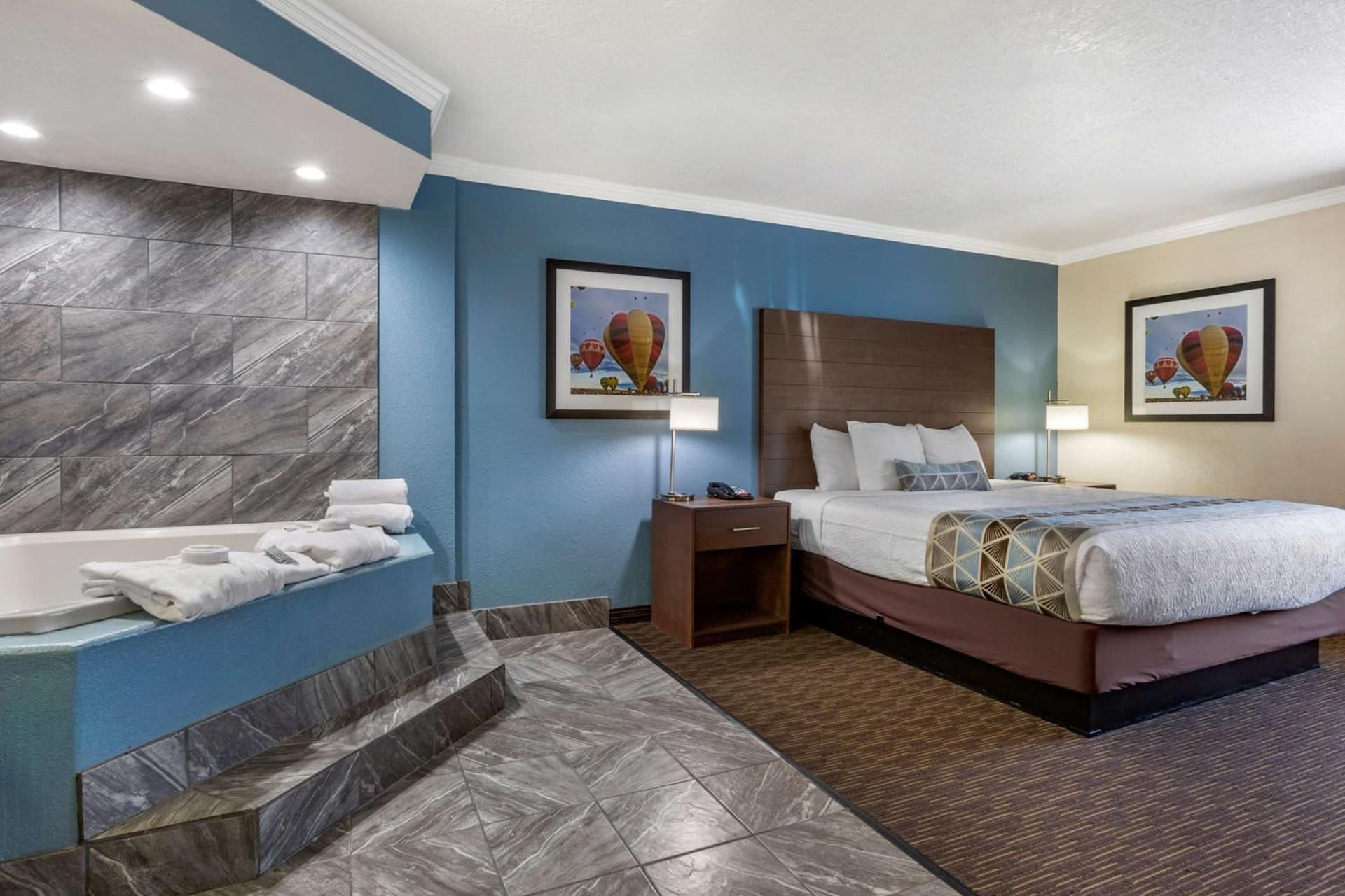 Best Western Airport Albuquerque InnSuites Hotel & Suites gallery photo in Albuquerque, NM — image 12