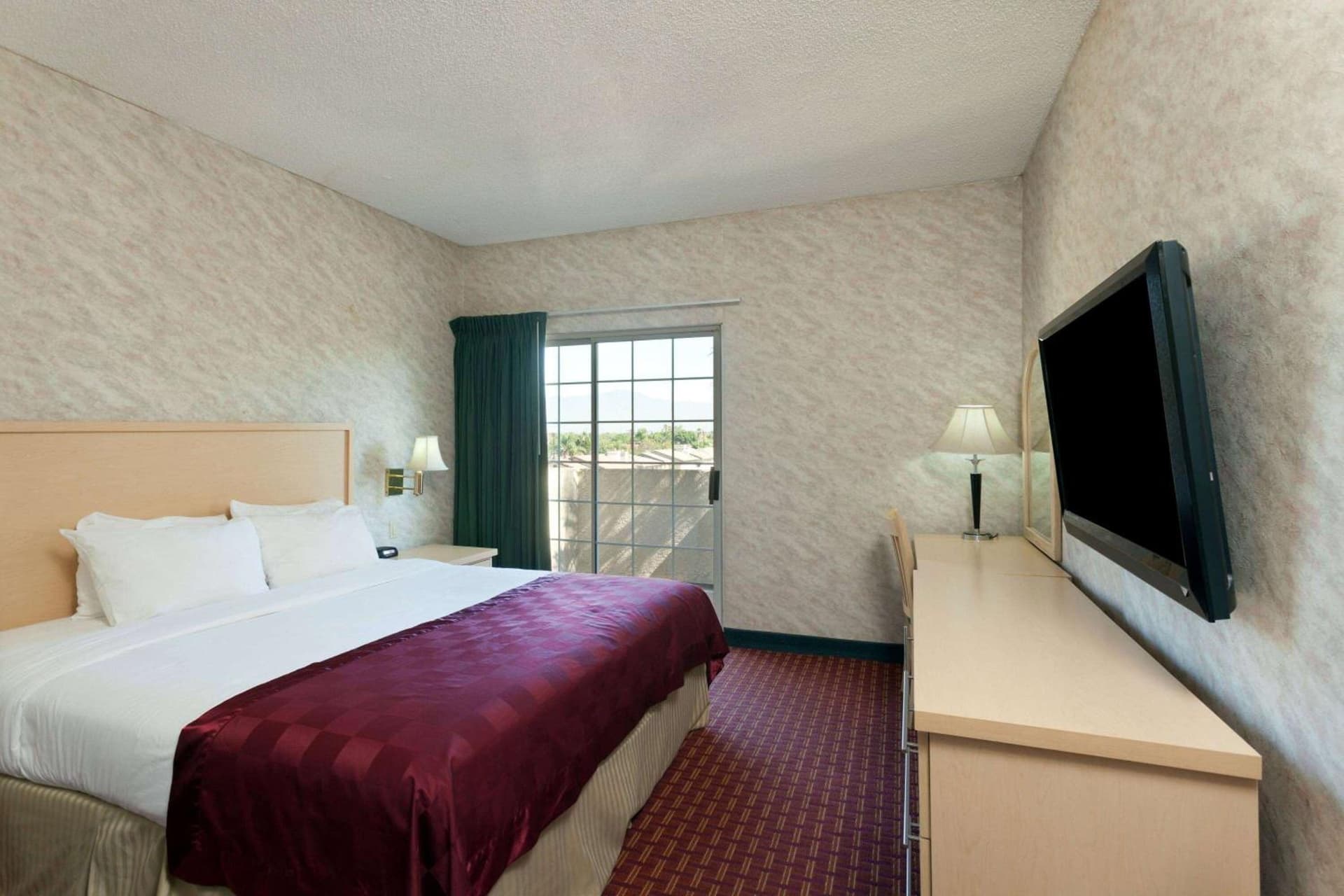 Park Suites Hotel property views in South El Monte, CA — gallery photo 3
