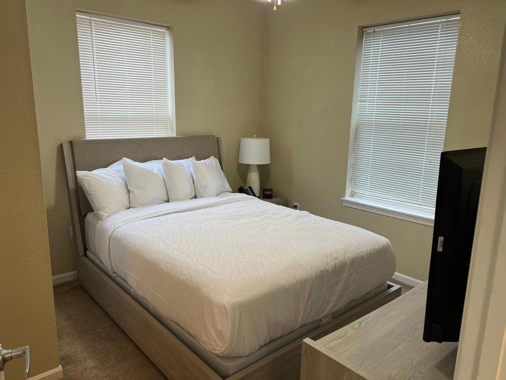 Washburn Hotel Suites gallery photo in Topeka, KS — image 10