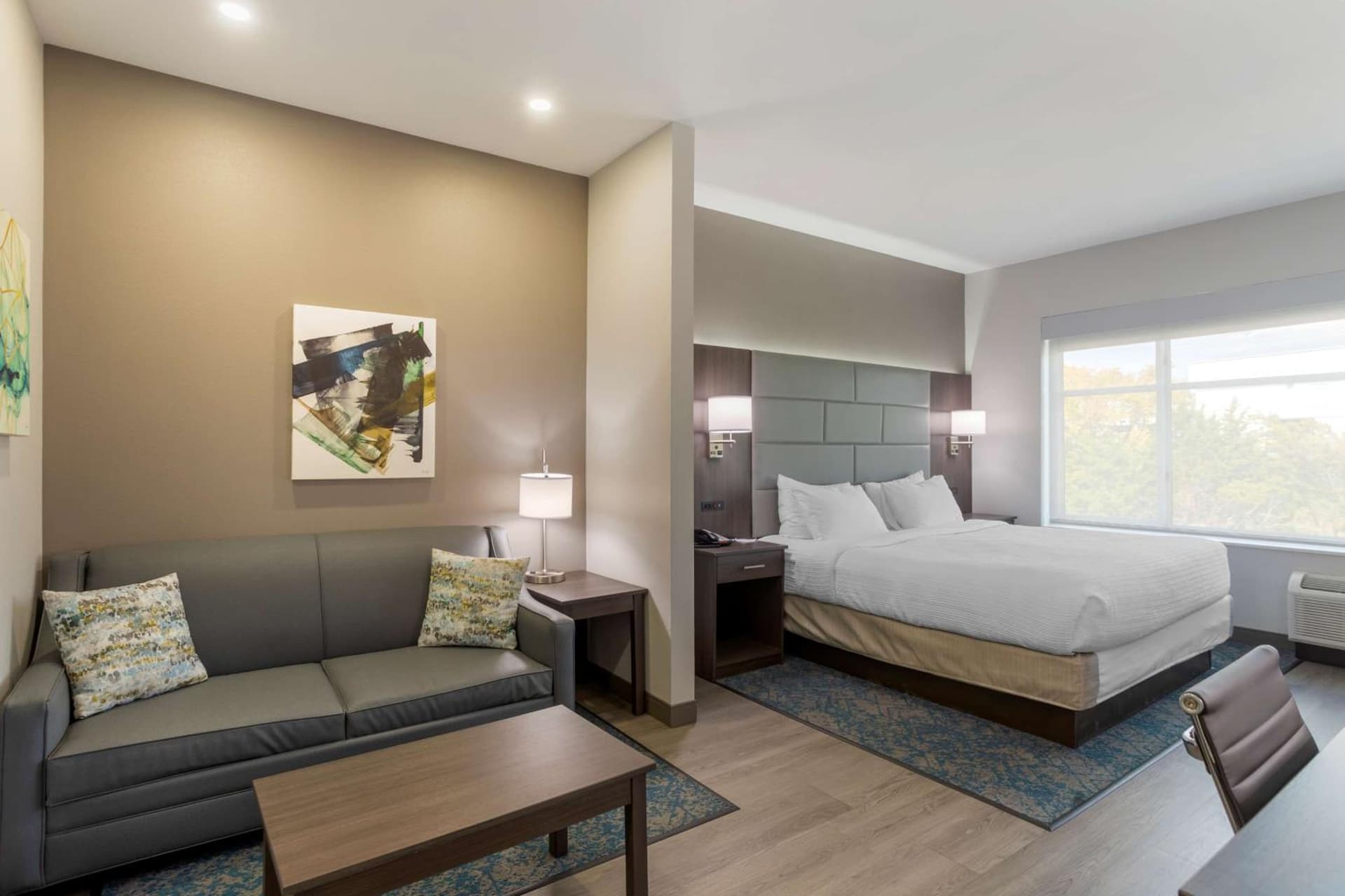 Best Western Plus Executive Residency Nashville Antioch interior in Antioch, TN — gallery photo 2