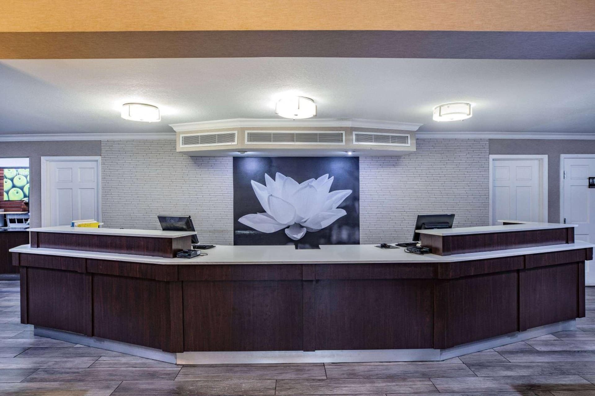 La Quinta Inn by Wyndham Laredo I-35 gallery photo in Laredo, TX — image 26