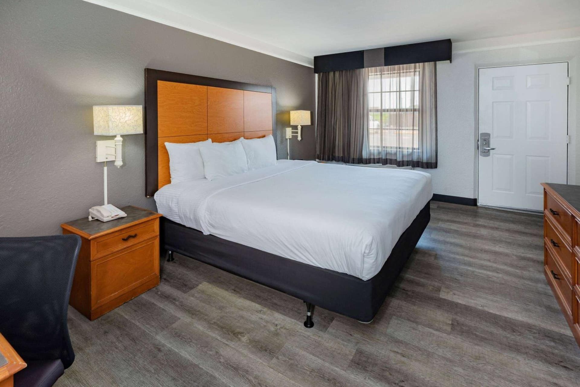 La Quinta Inn by Wyndham Laredo I-35 gallery photo in Laredo, TX — image 29