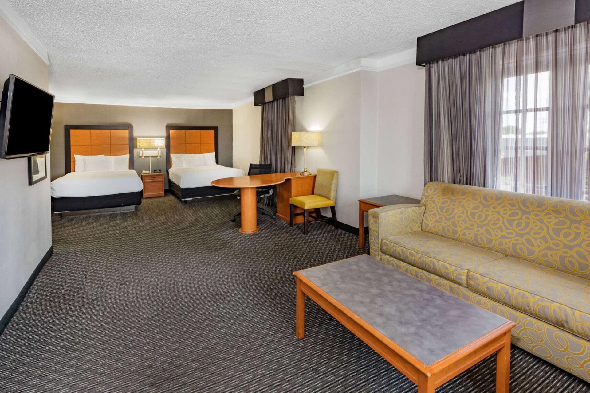 La Quinta Inn by Wyndham Laredo I-35 gallery photo in Laredo, TX — image 30