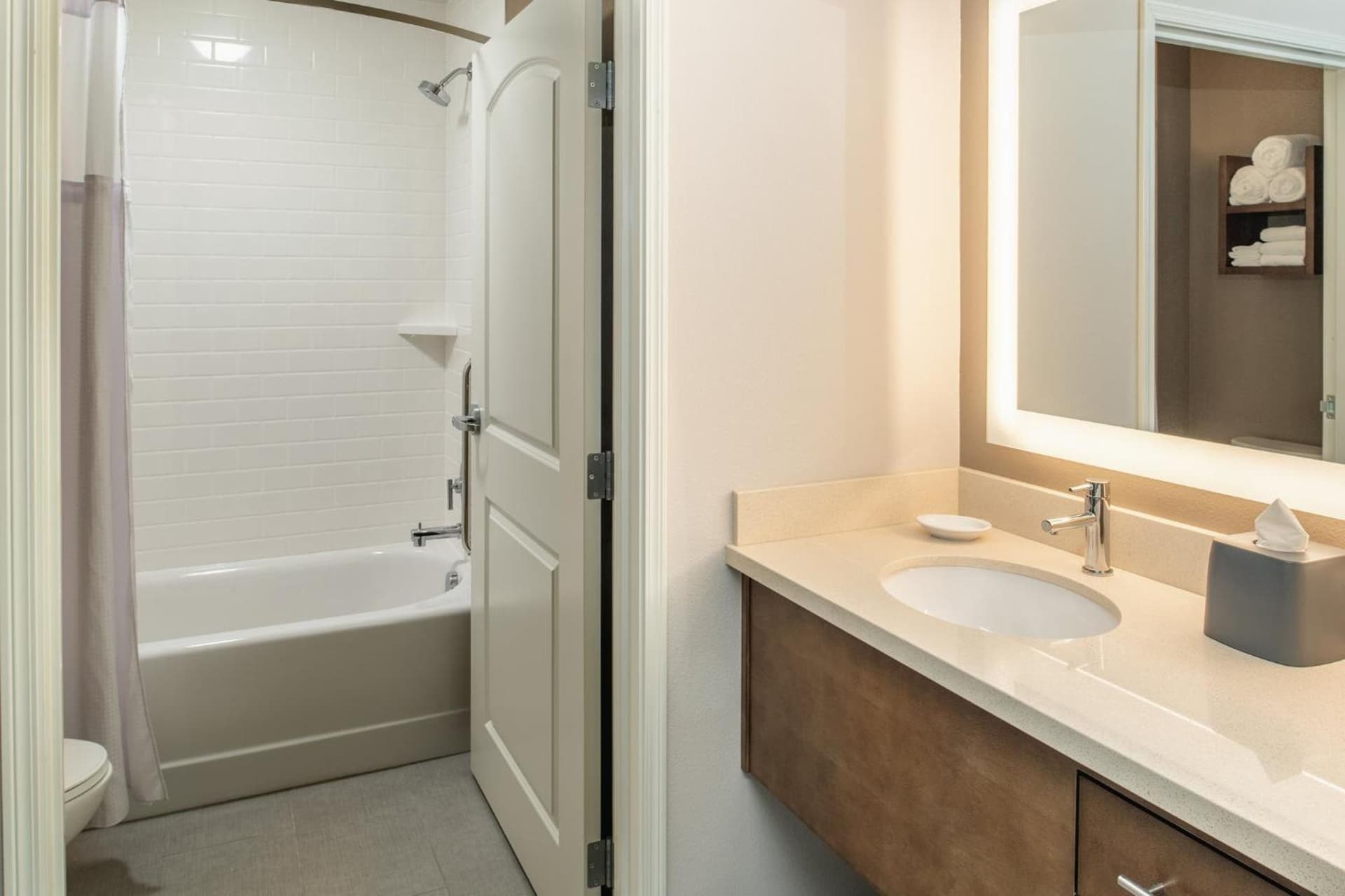 Staybridge Suites - Hillsboro North by IHG gallery photo in Hillsboro, OR — image 56