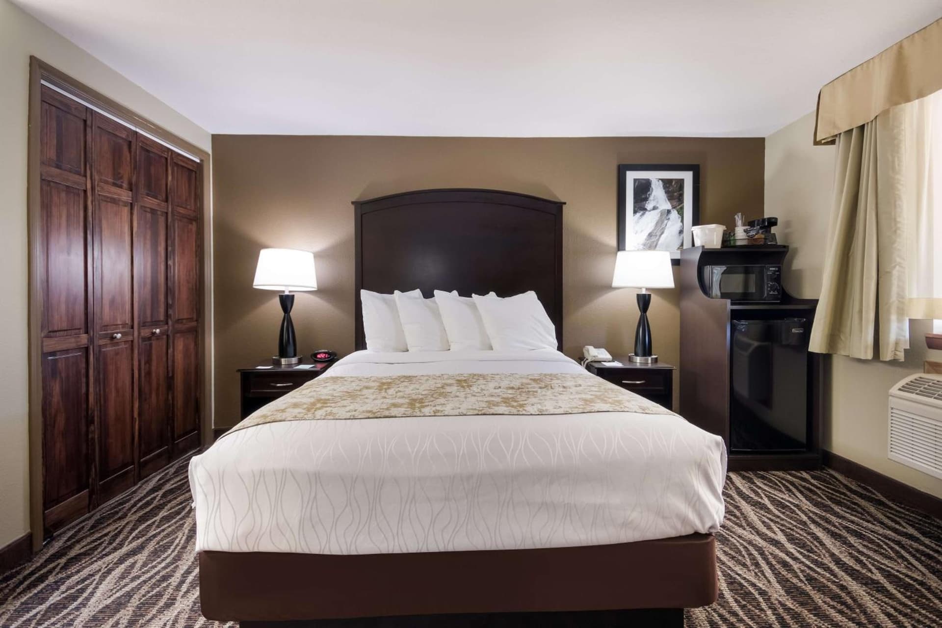 Best Western Weston Inn property views in West Yellowstone, MT — gallery photo 3