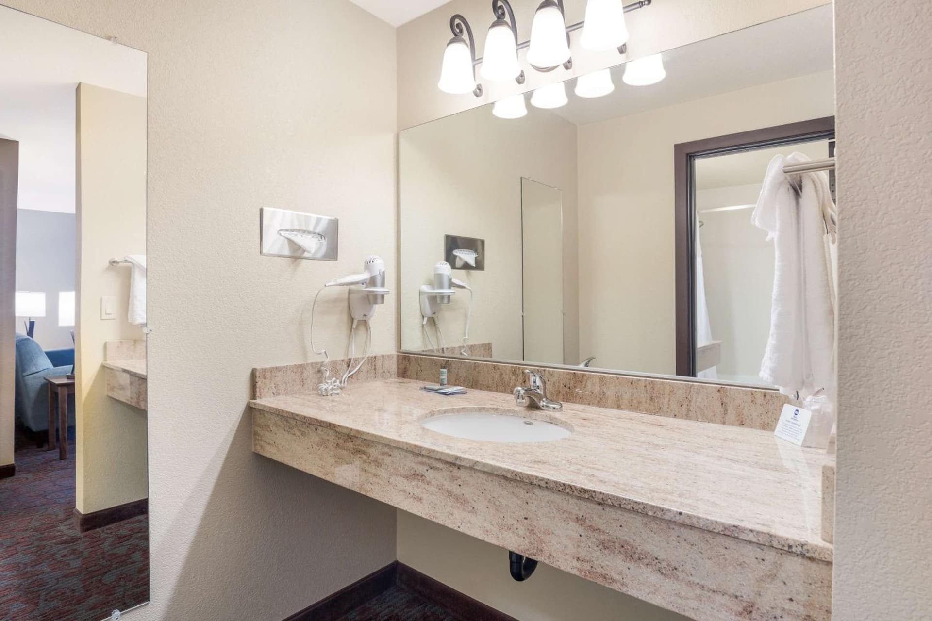 Best Western Windsor Inn gallery photo in Ashland, OR — image 7
