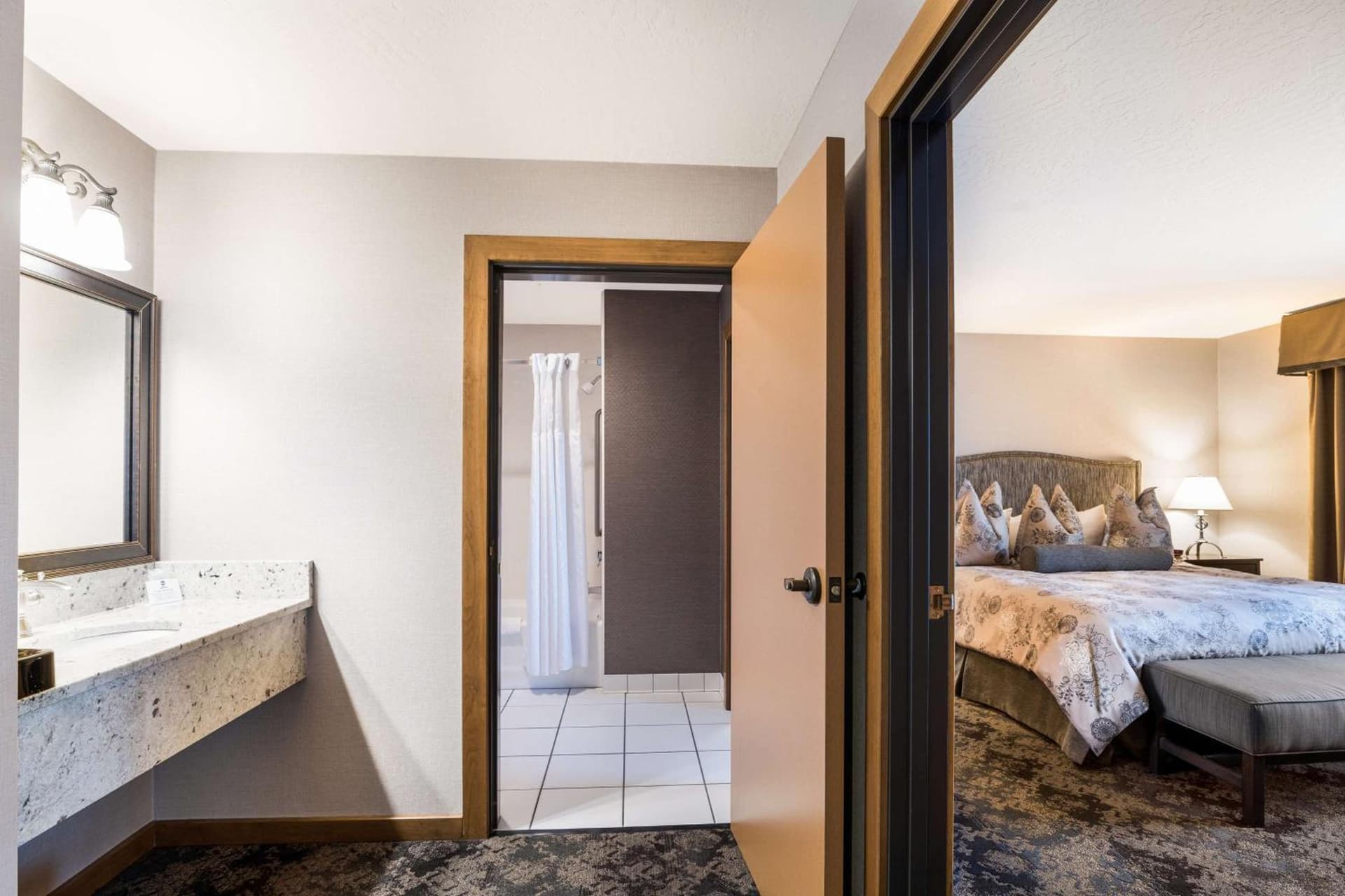 Best Western Windsor Inn gallery photo in Ashland, OR — image 17