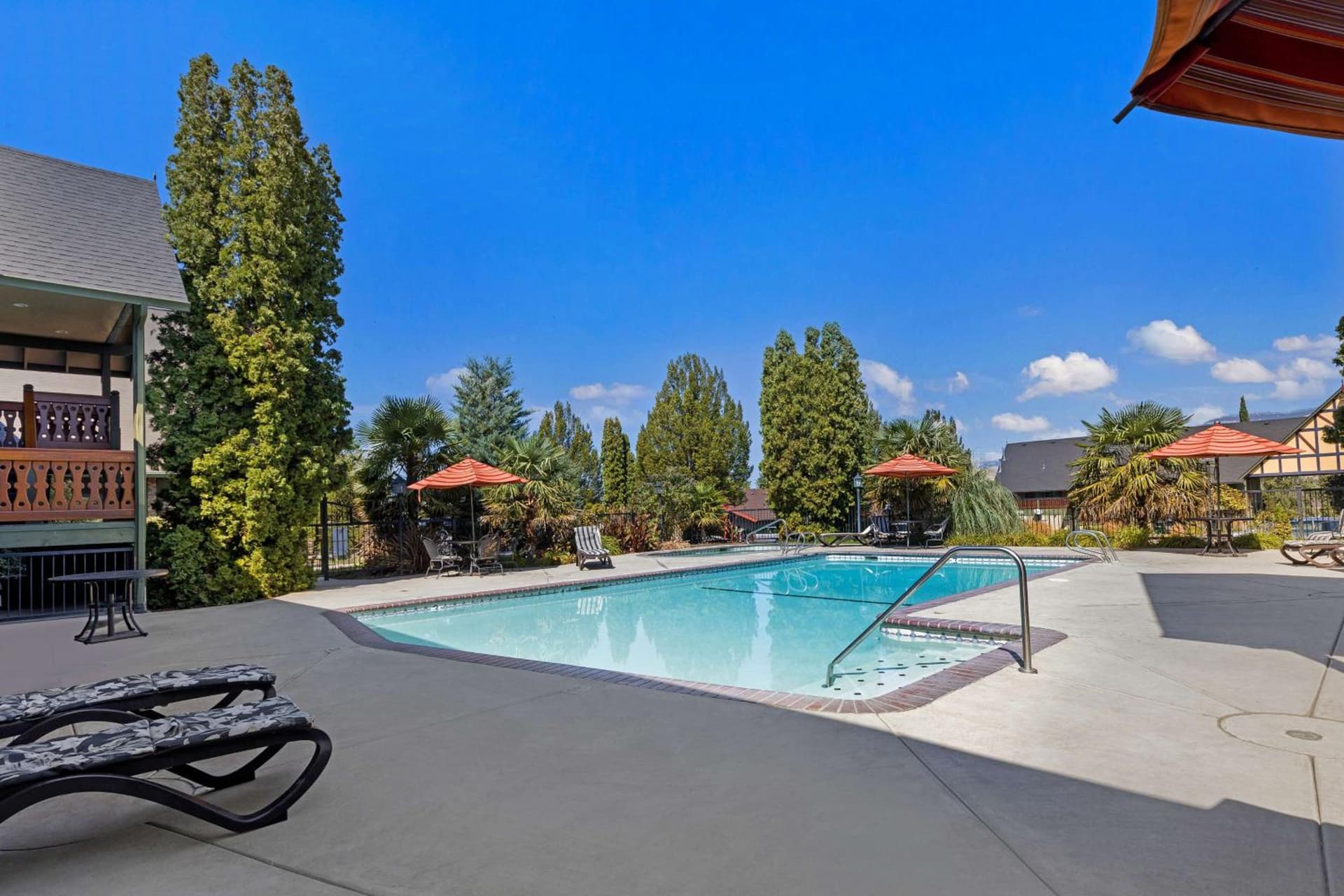 Best Western Windsor Inn gallery photo in Ashland, OR — image 39