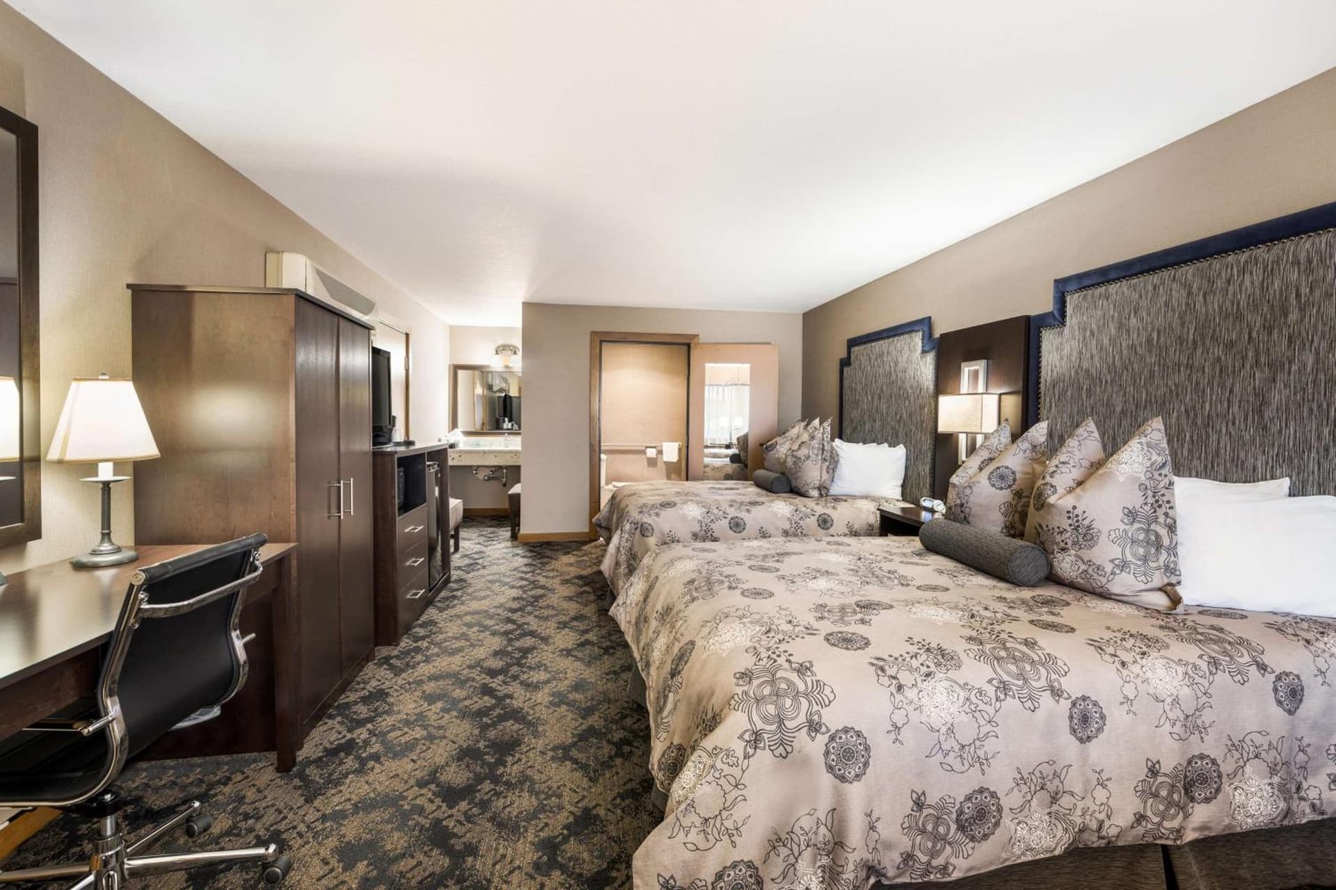Best Western Windsor Inn gallery photo in Ashland, OR — image 24