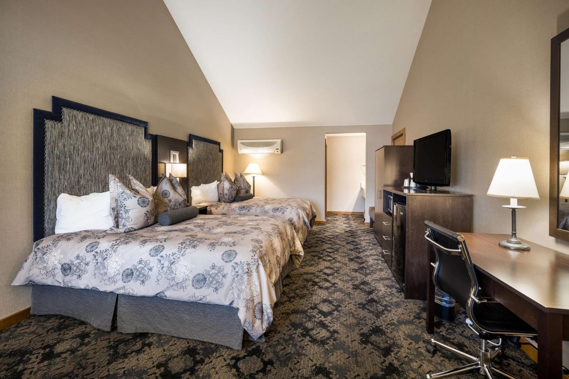 Best Western Windsor Inn gallery photo in Ashland, OR — image 38