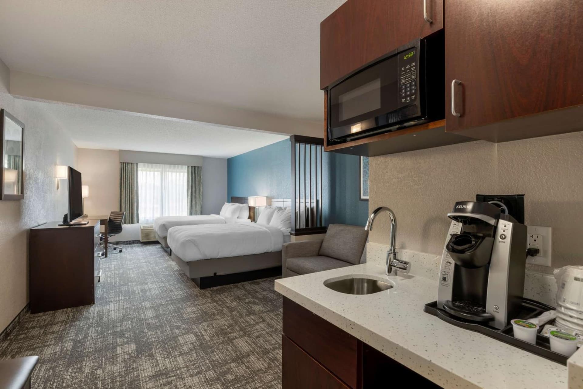 Best Western Watertown Inn & Suites property views in Watertown, SD — gallery photo 3