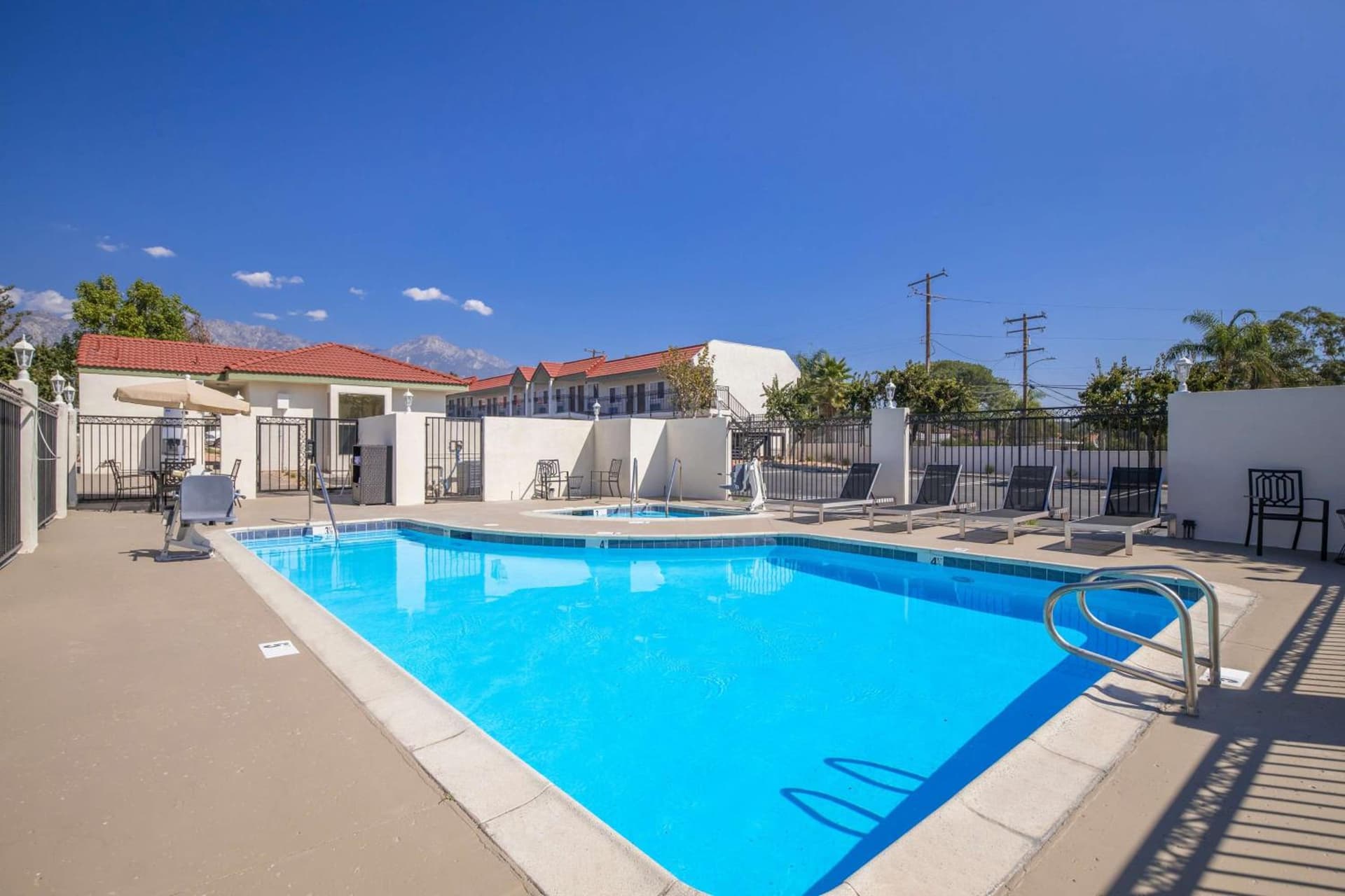 SureStay Plus Hotel by Best Western Upland - Ontario North gallery photo in Upland, CA — image 25