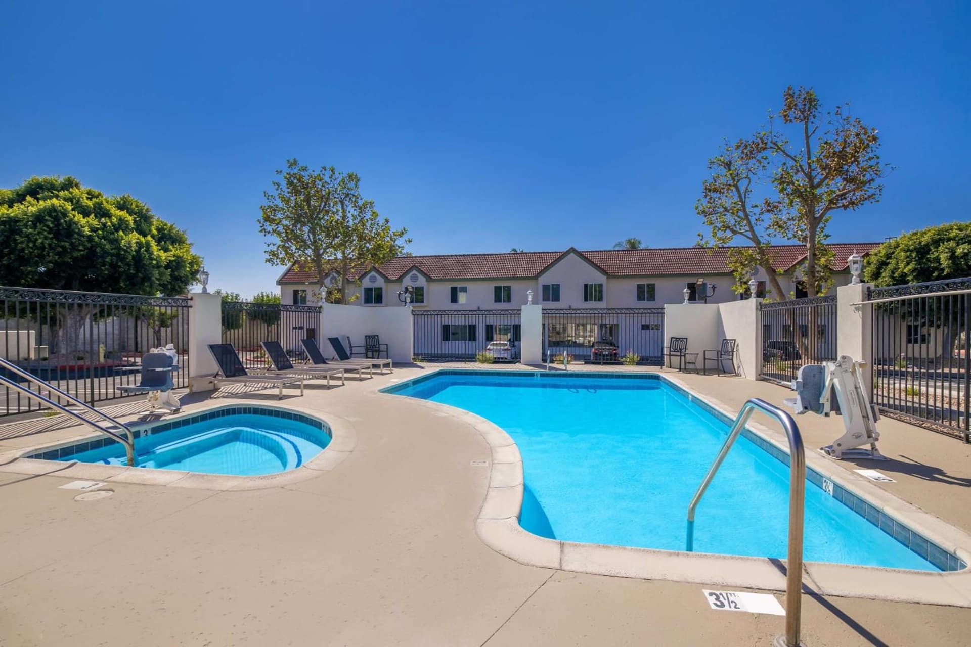 SureStay Plus Hotel by Best Western Upland - Ontario North gallery photo in Upland, CA — image 24