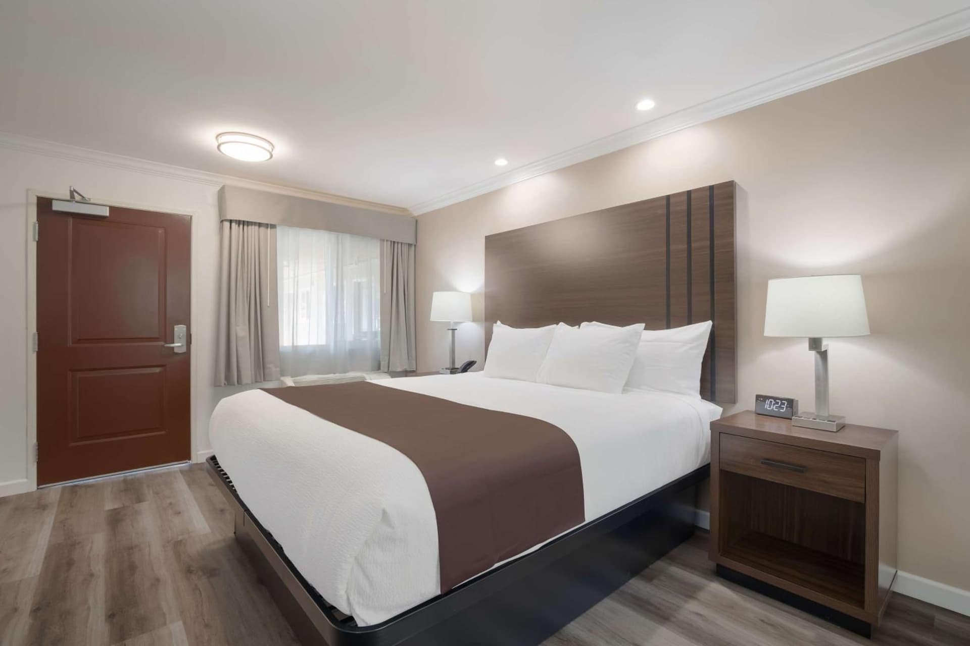SureStay Plus Hotel by Best Western Upland - Ontario North gallery photo in Upland, CA — image 32