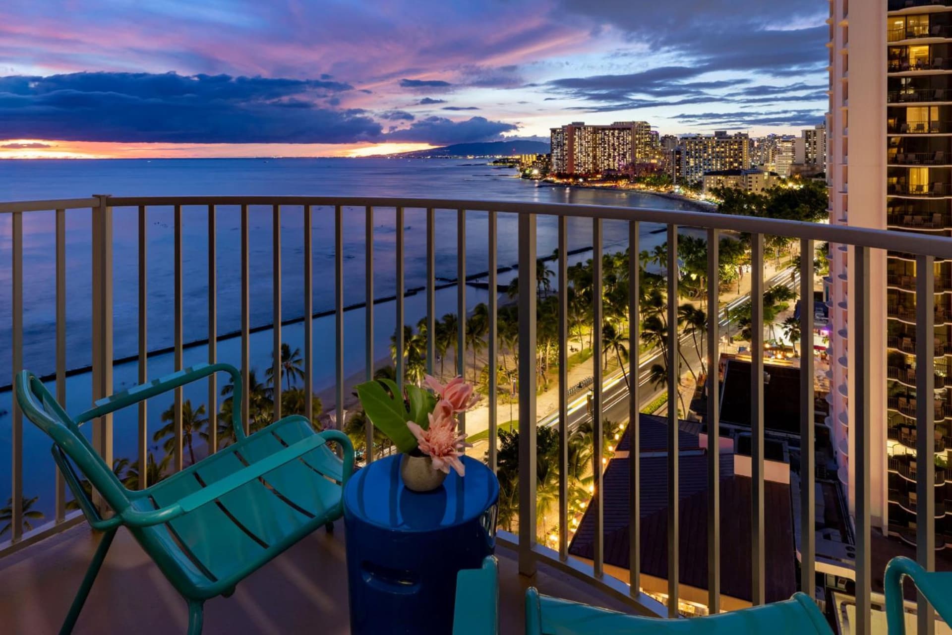 The Twin Fin Hotel gallery photo in Honolulu, HI — image 44