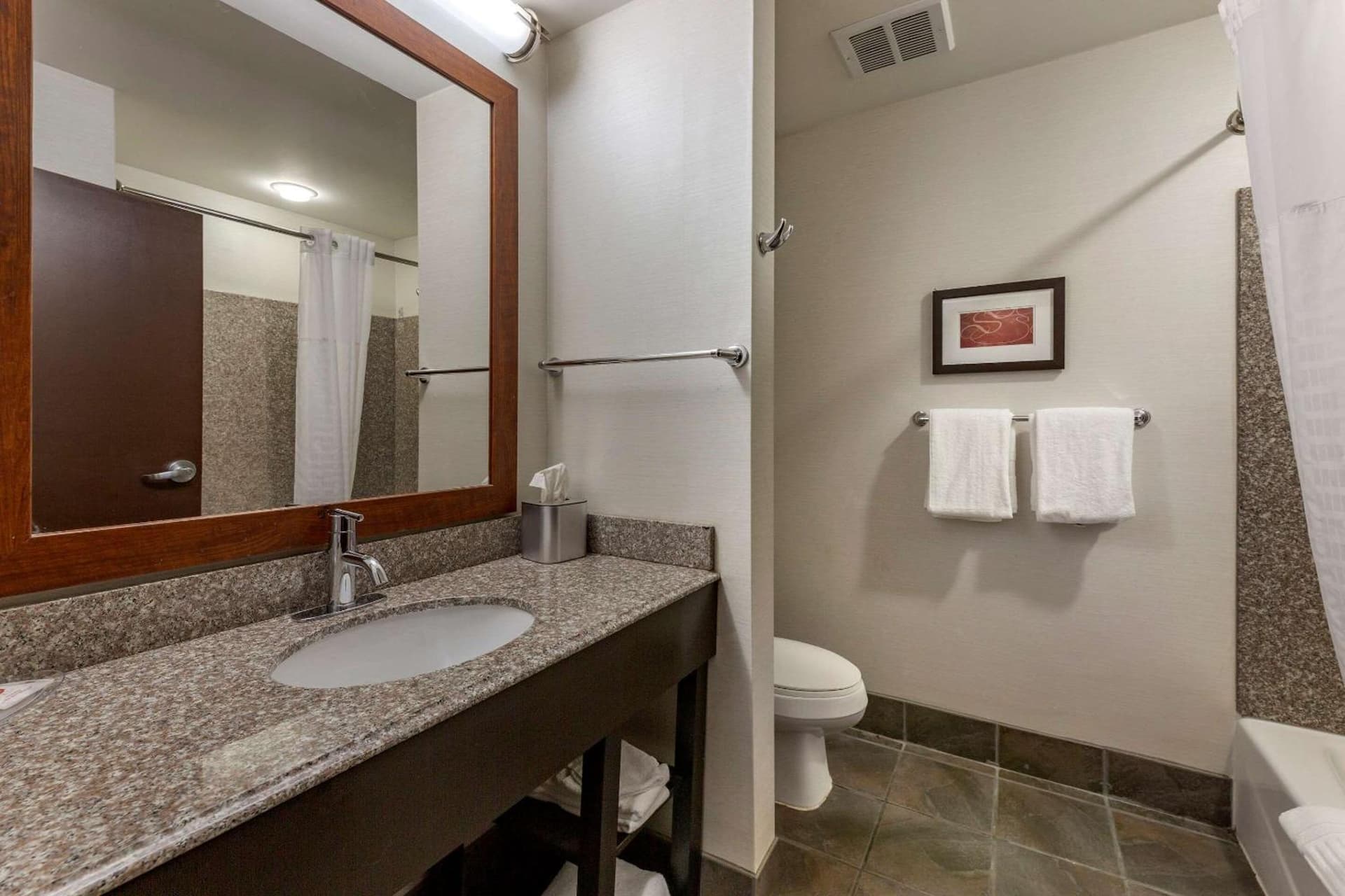Comfort Suites Perrysburg - Toledo South gallery photo in Perrysburg, OH — image 22