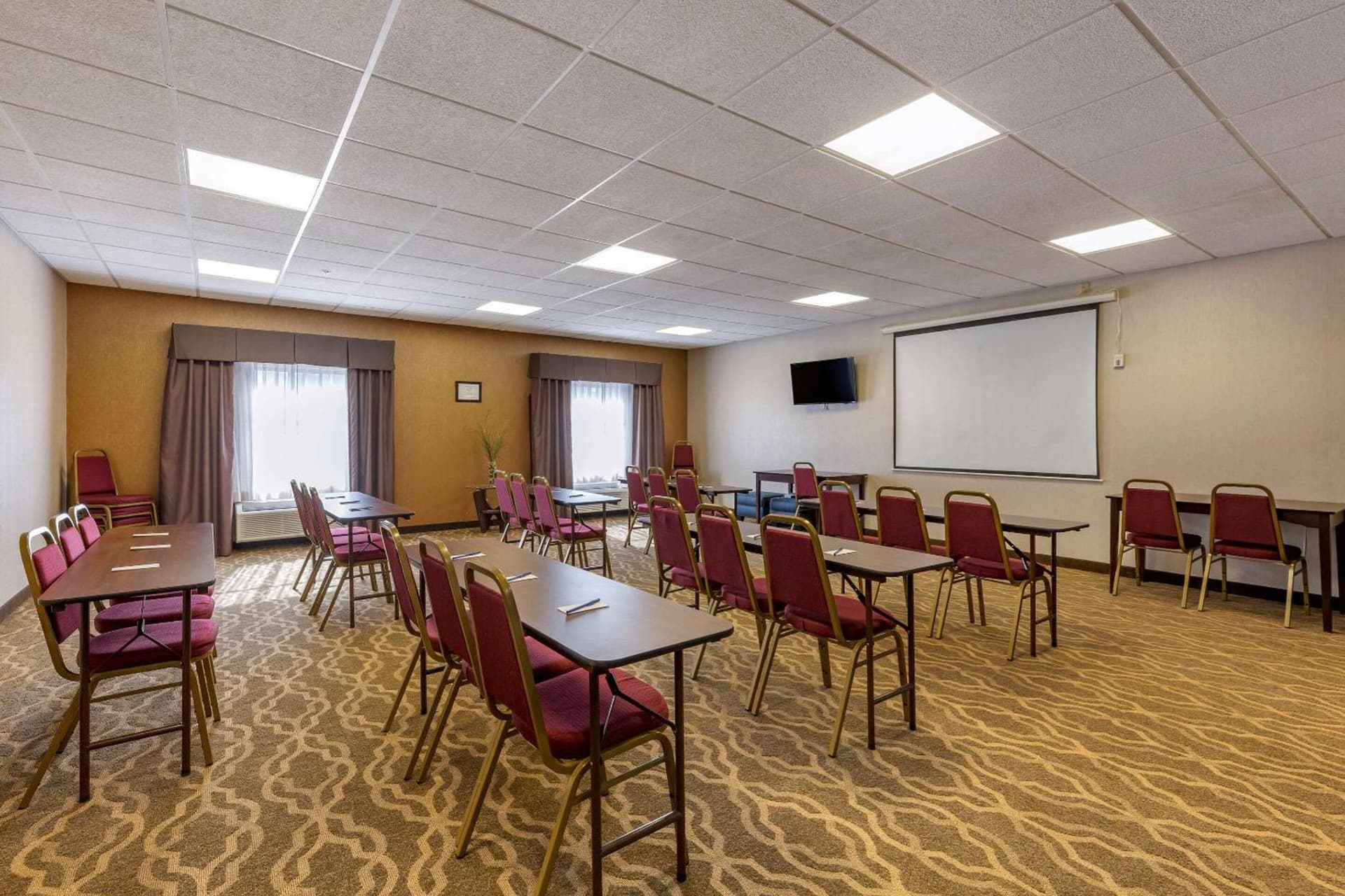 Comfort Suites Perrysburg - Toledo South gallery photo in Perrysburg, OH — image 18