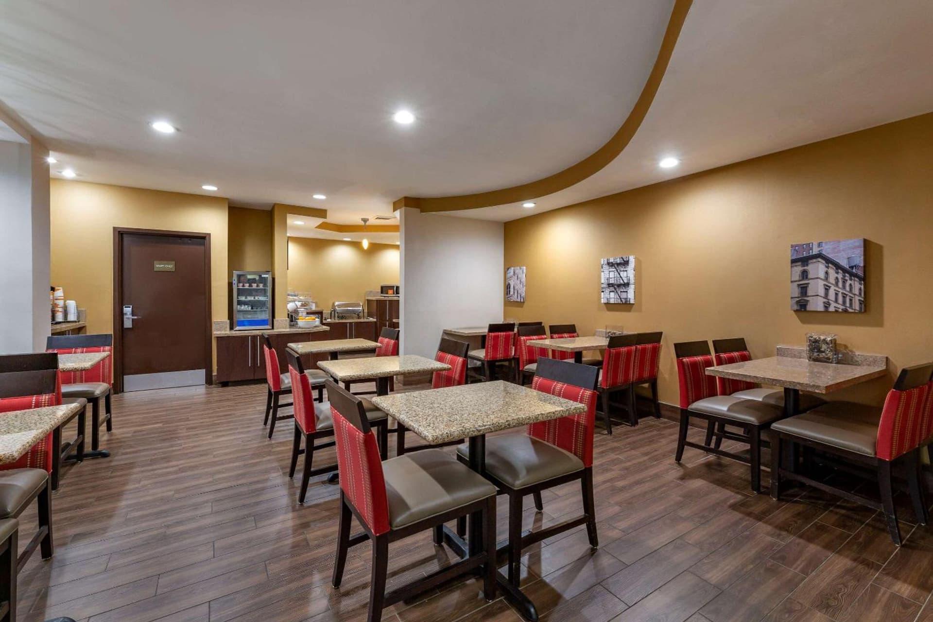 Comfort Suites Perrysburg - Toledo South gallery photo in Perrysburg, OH — image 31